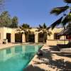 Villa avec piscine a vendre a Ngaparou thumb 0