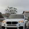 BMW X5 Pack M blanc feux LED avant puissant thumb 0