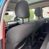 Voiture citadine orange avec toit panoramique thumb 3
