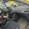 Peugeot 208 thumb 4