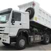 Camion Benne Howo 6X4 thumb 1