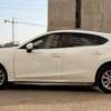 Location Mazda3 Coupée thumb 3