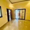 APPARTEMENT F4-YOFF HANGAR thumb 3