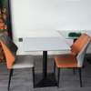 Lot de tables et chaises thumb 1