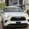Toyota Highlander 2023 4cylindre thumb 0