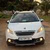 Peugeot 2008 essence thumb 0
