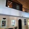 villa meublee avec piscine a Nianing thumb 3