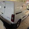 Peugeot Partner thumb 11