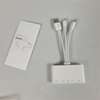 Lecteur de cartes 5 en 1, USB-A, USB-C et Lightning thumb 1