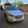 Hyundai Tucson gros métallique thumb 0