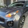 Kia Sportage SUV compact gris métallisé thumb 0