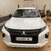 Mitsubishi L200 2022 thumb 4