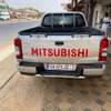 Mitsubishi L200 2022 thumb 2