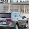 Volkswagen Tiguan 2018 Gris Métallisé SUV Spacieux thumb 8