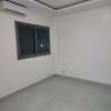 Appartement  standing f3 dont 3 pièces à keur Gorgui thumb 9