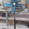 Ventilateur sur pied puissant bleu réglable thumb 6