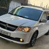 DODGE GRAND CARAVANE 7 places 2017 thumb 1