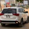 Mitsubishi Outlander 4x4 thumb 2