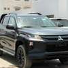 Mitsubishi l200 thumb 1