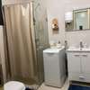 Appartement F2 meublé à louer au Point E thumb 3