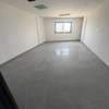 BUREAUX NEUFS DISPONIBLES – CITÉ KEUR GORGUI thumb 6