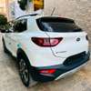Kia stonic Année 2018 thumb 5