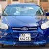 FORD FOCUS SE ANNÉE 2013 thumb 0