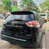 Nissan rogue thumb 4