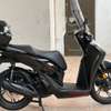 Honda Sh 125cm 2024  venant propre 3800 kilomètre thumb 0