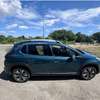 Peugeot 2008 thumb 2