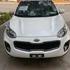 Kia Sportage SUV blanc fiable et confortable thumb 1