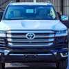 Toyota land cruiser vxr thumb 0