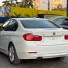 BMW Série 328i thumb 5