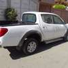 Mitsubishi L200 thumb 1
