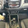 Mitsubishi Outlander thumb 12