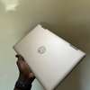 HP Pavilion 2-in-1 cor i5 de 12th gen thumb 2