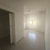 Appartement a louer point E thumb 3