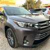 Toyota highlander thumb 0
