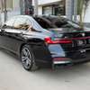 BMW series 740i thumb 3