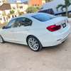 BMW 328i XDrive 2016 thumb 11