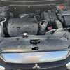 Mitsubishi rvr Venat 2016 thumb 13