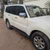 Mitsubishi Pajero thumb 4