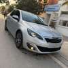 Peugeot 308 2016 thumb 12