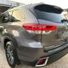 Toyota highlander thumb 1