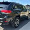 Jeep grand cherokee thumb 2