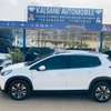 Peugeot 2008 2018 thumb 2