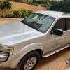 Ford Everest 4X4 à louer thumb 0