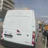 Renault Master fourgon utilitaire grand volume blanc thumb 0