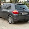 Toyota Auris thumb 2