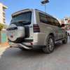 mitsubishi pajero thumb 1
